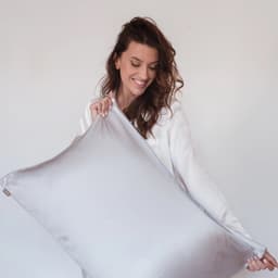 Silk Pillowcase - Emily_spillow1