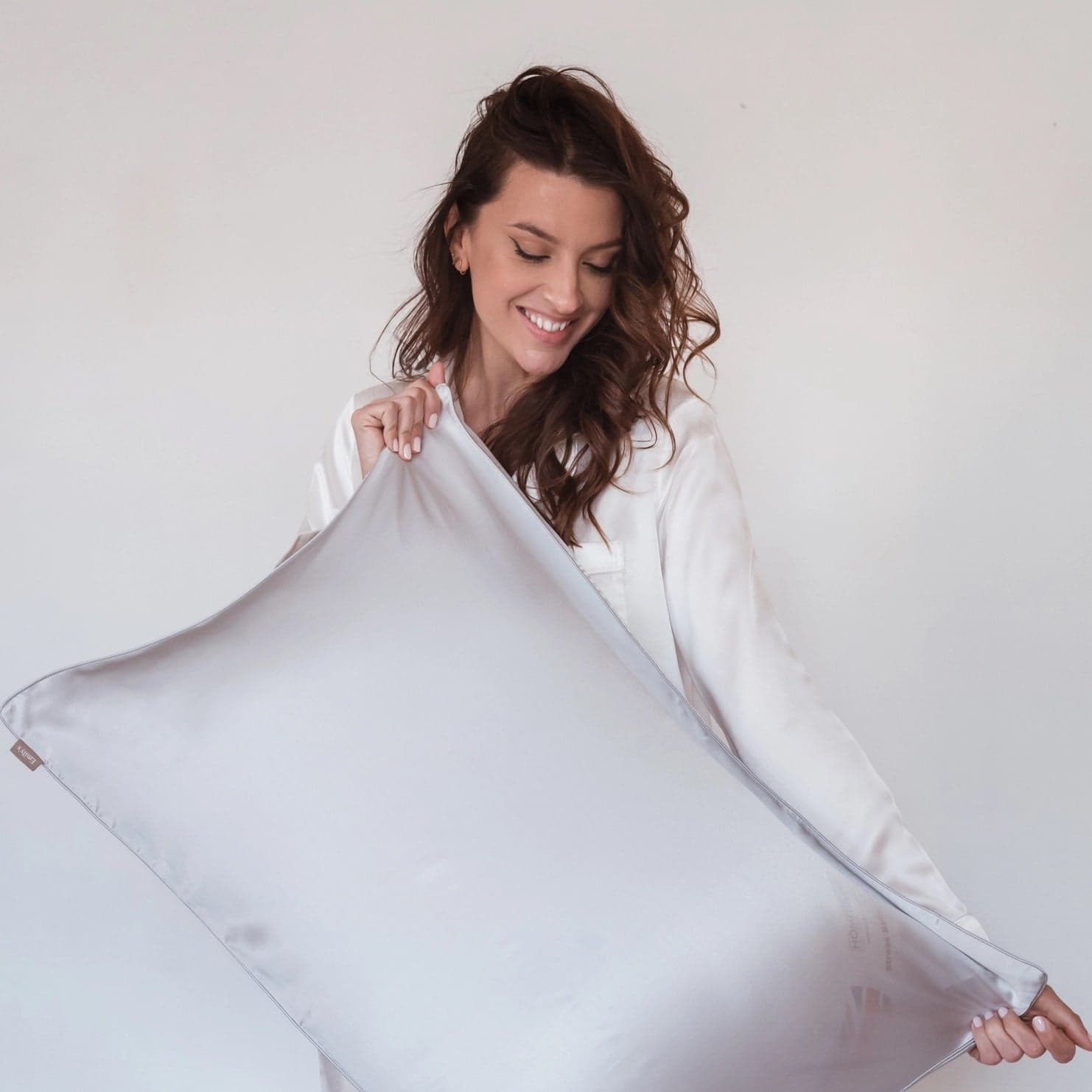 Silk Pillowcase - Emily_spillow1